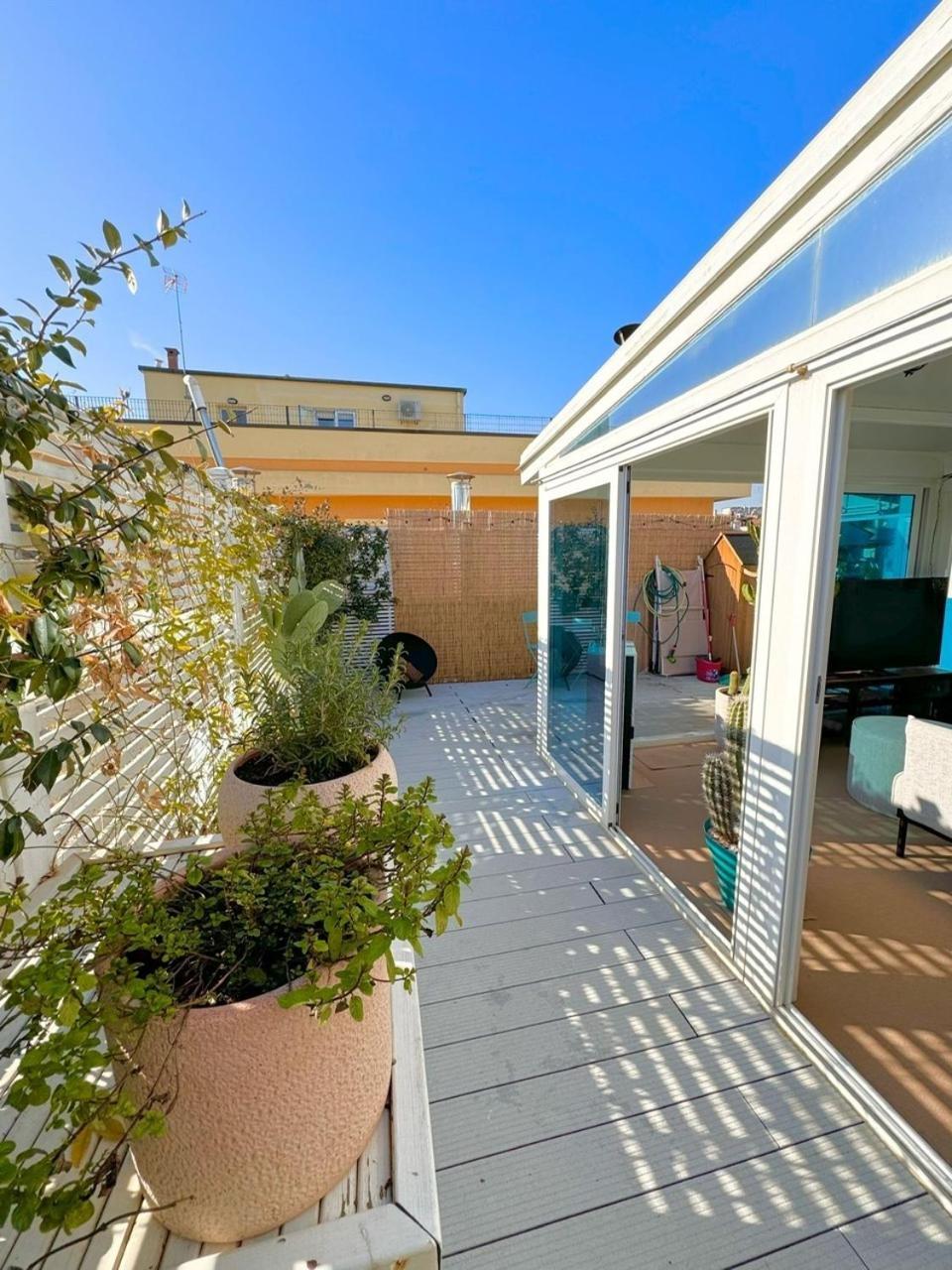 Rooftop-Marinacentro-Unique-Beach-Fun-Smart-Loveapt-Train-Park Rimini Dış mekan fotoğraf
